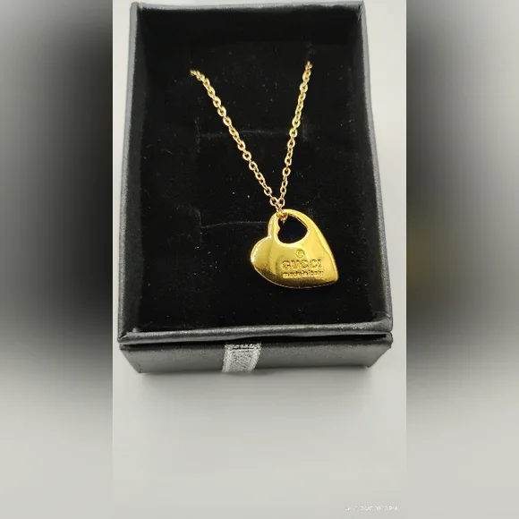 Gucci Heart Pendant Authentic In A Stainless Steel Necklace - Picture 2 of 2